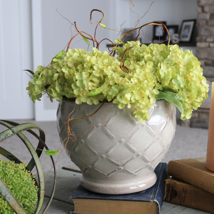 IronStone® Lattice Classic Planters