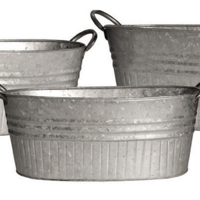 IronLite™ Galvanized Oval Tub Planter