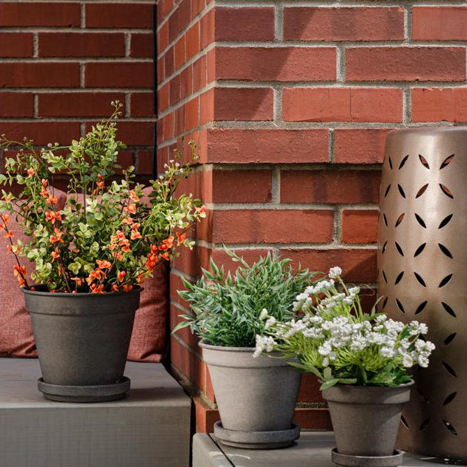 IronStone® Tahoe Planters